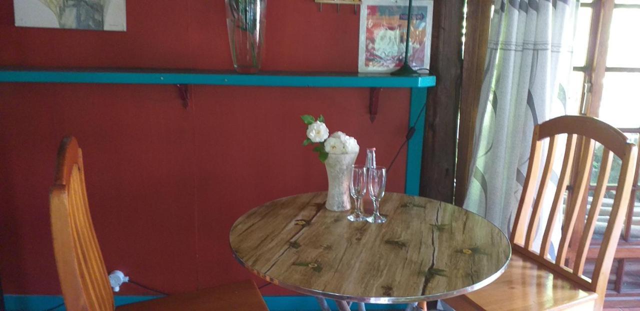 Bed and Breakfast Thrush Nest Durban à Pinetown Extérieur photo